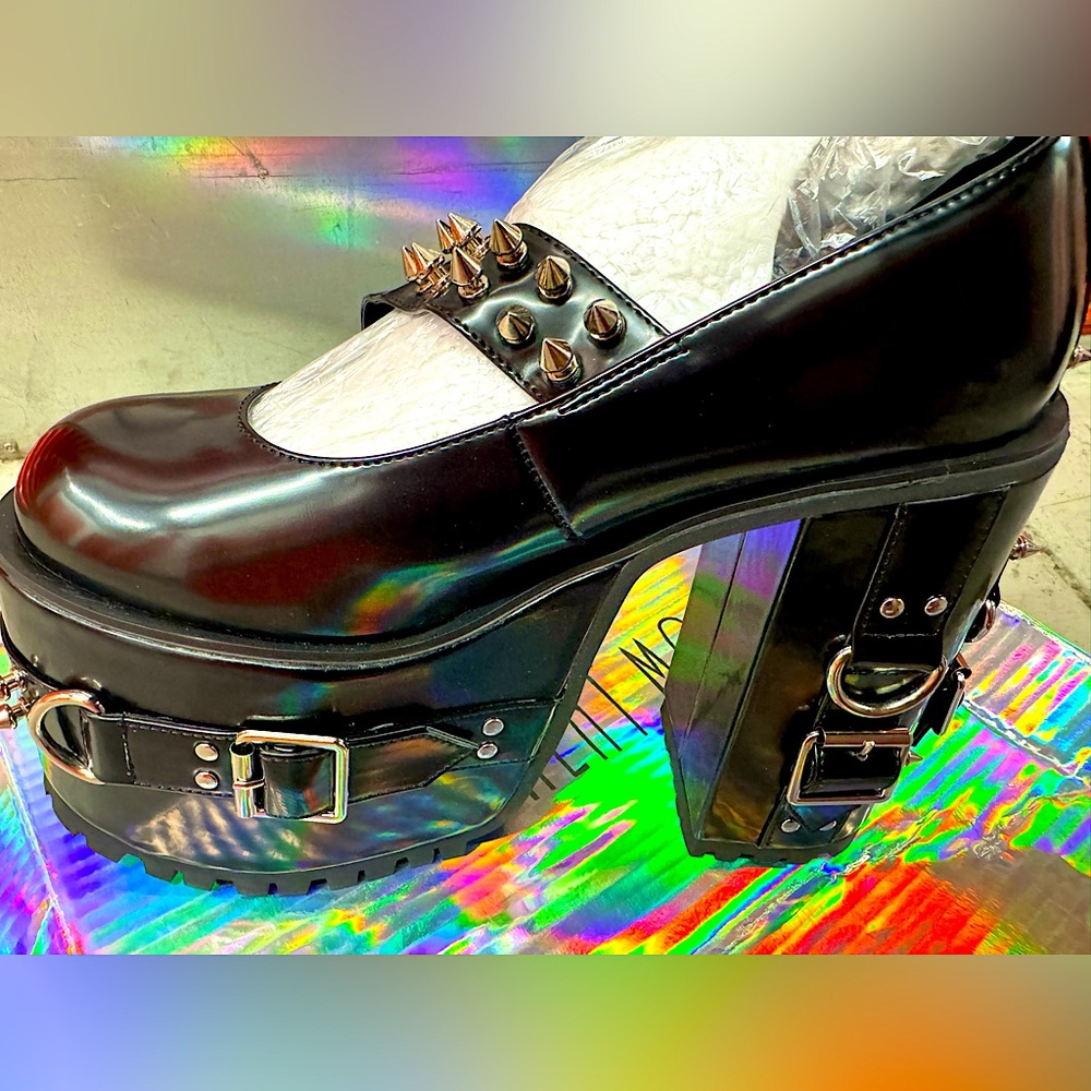 Current Mood Dolls Kill Women’s Size 10 Platform Chunky Heel